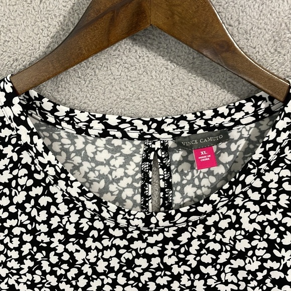 NEW Vince Camuto Womens XL Printed Split-Back Key Rich Black Small Floral Multi - Picture 5 of 10